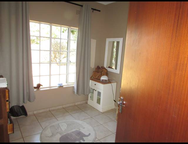 1.70HA SMALLHOLDING FOR SALE IN WHITE RIVER ESTATES